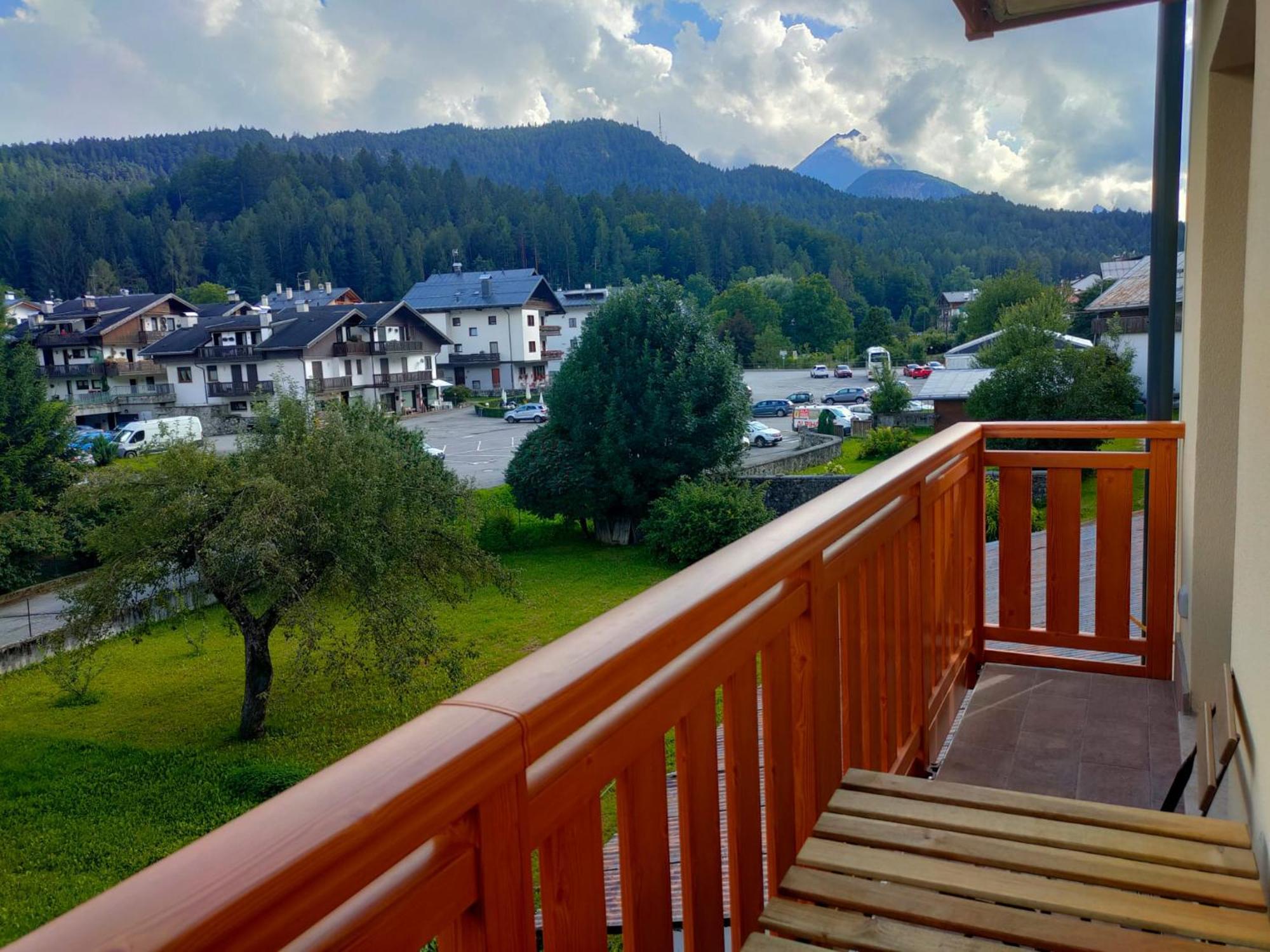 Ciasa De Le Nene - Dolomiti Guesthouse Пьеве-ди-Кадоре Экстерьер фото